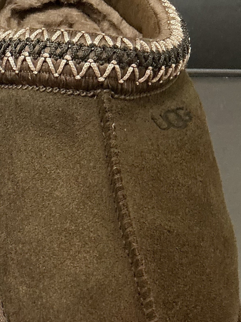 UGG Women’s Tazz Chestnut Suede Platform Slippers - Picture 6 of 13